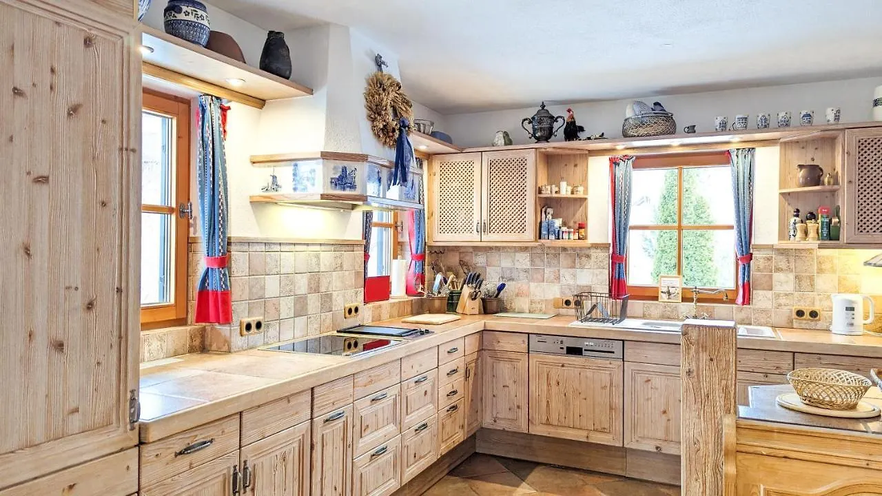 Landhaus Leu'N Uhl Füssen شقة